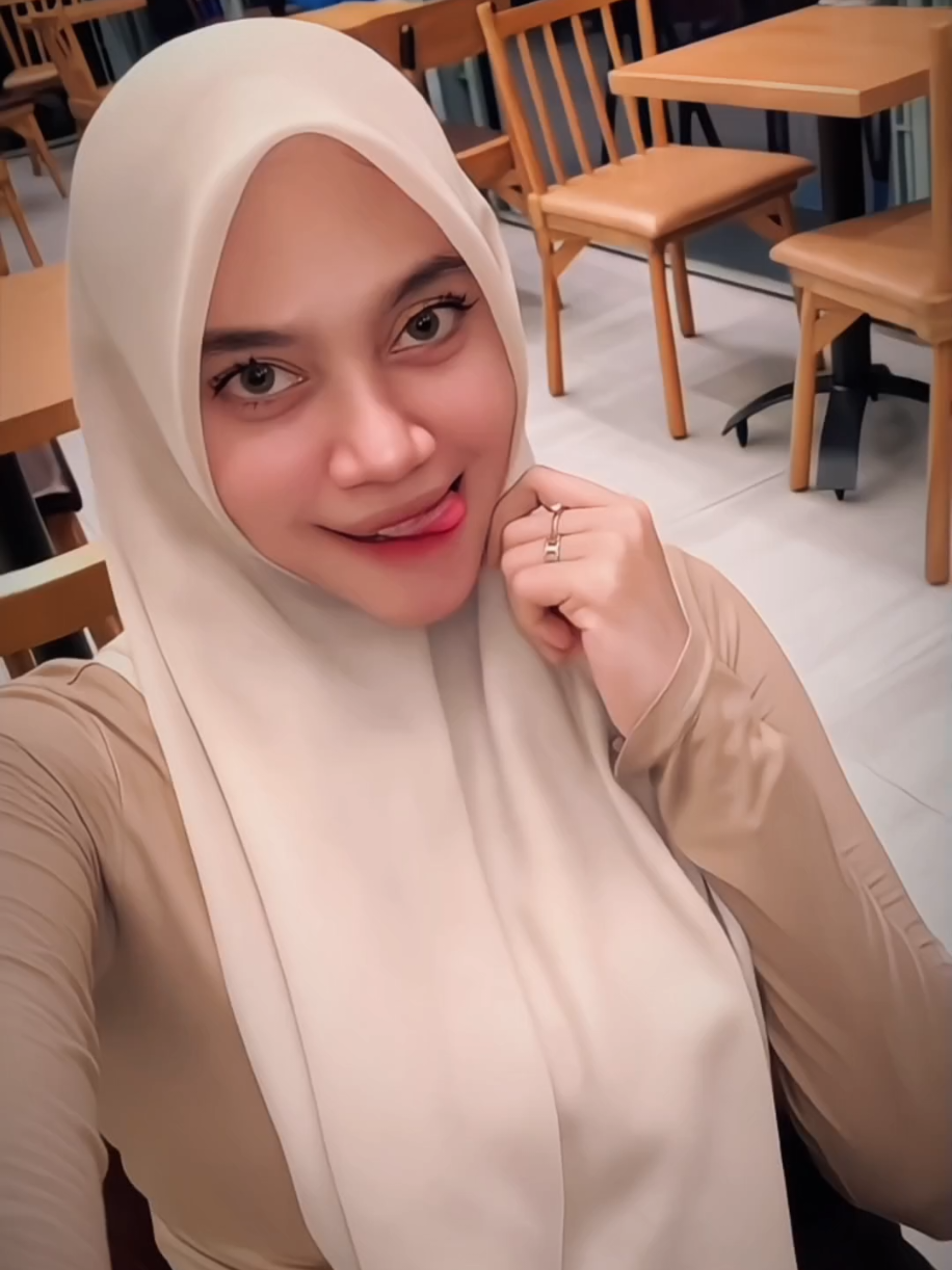 @Brunei Girl ๐ง๐ณ