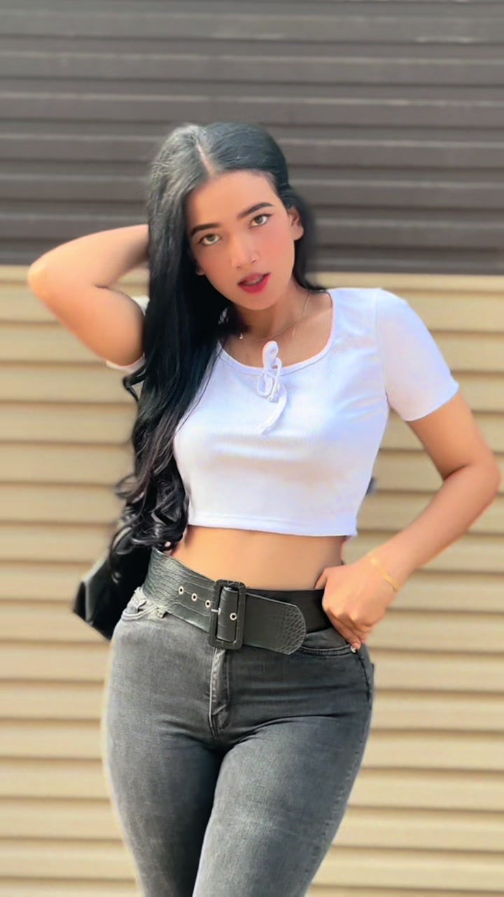 @Tinadaniel_