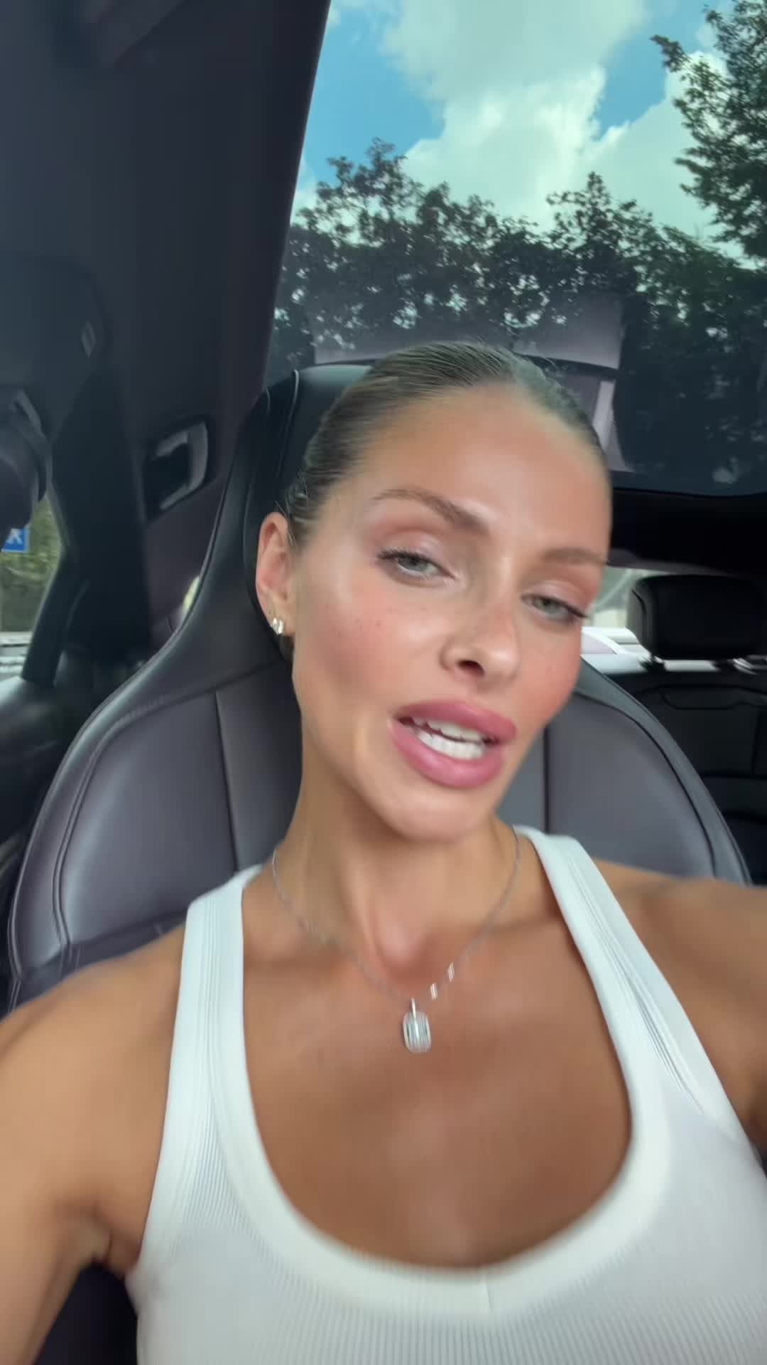 @AnnaMaria