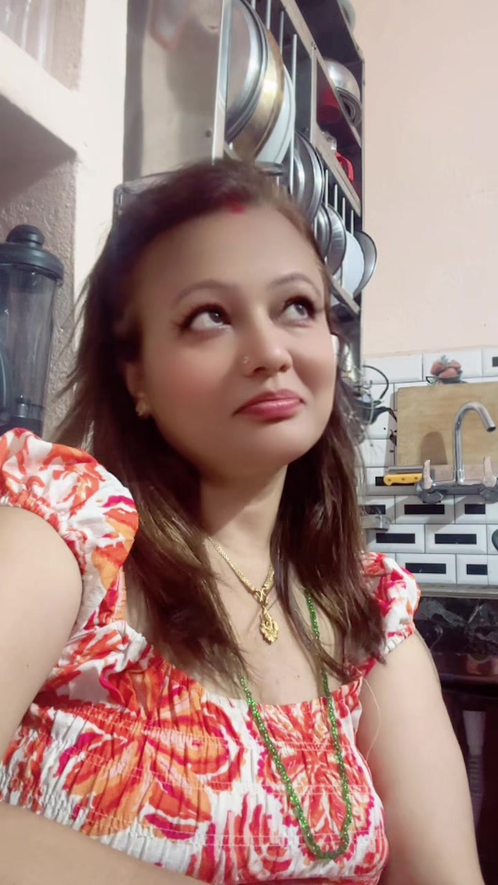 @🧿Urmila Upreti 🥰