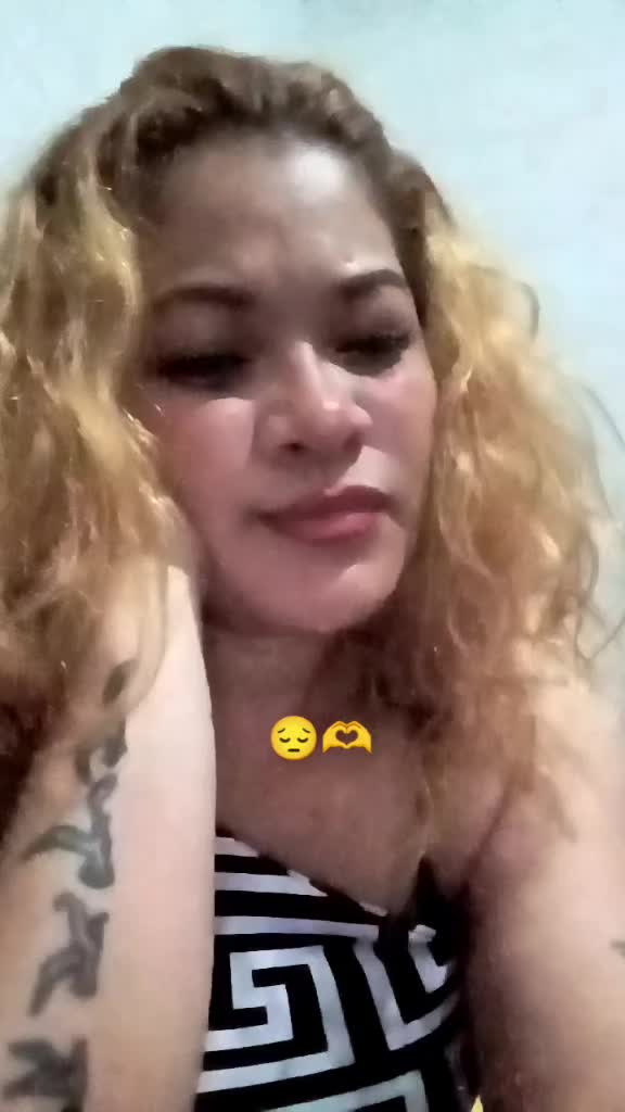 @catrachita Pineda 😋🙈🫶