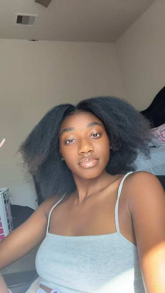 @lil_yani_17