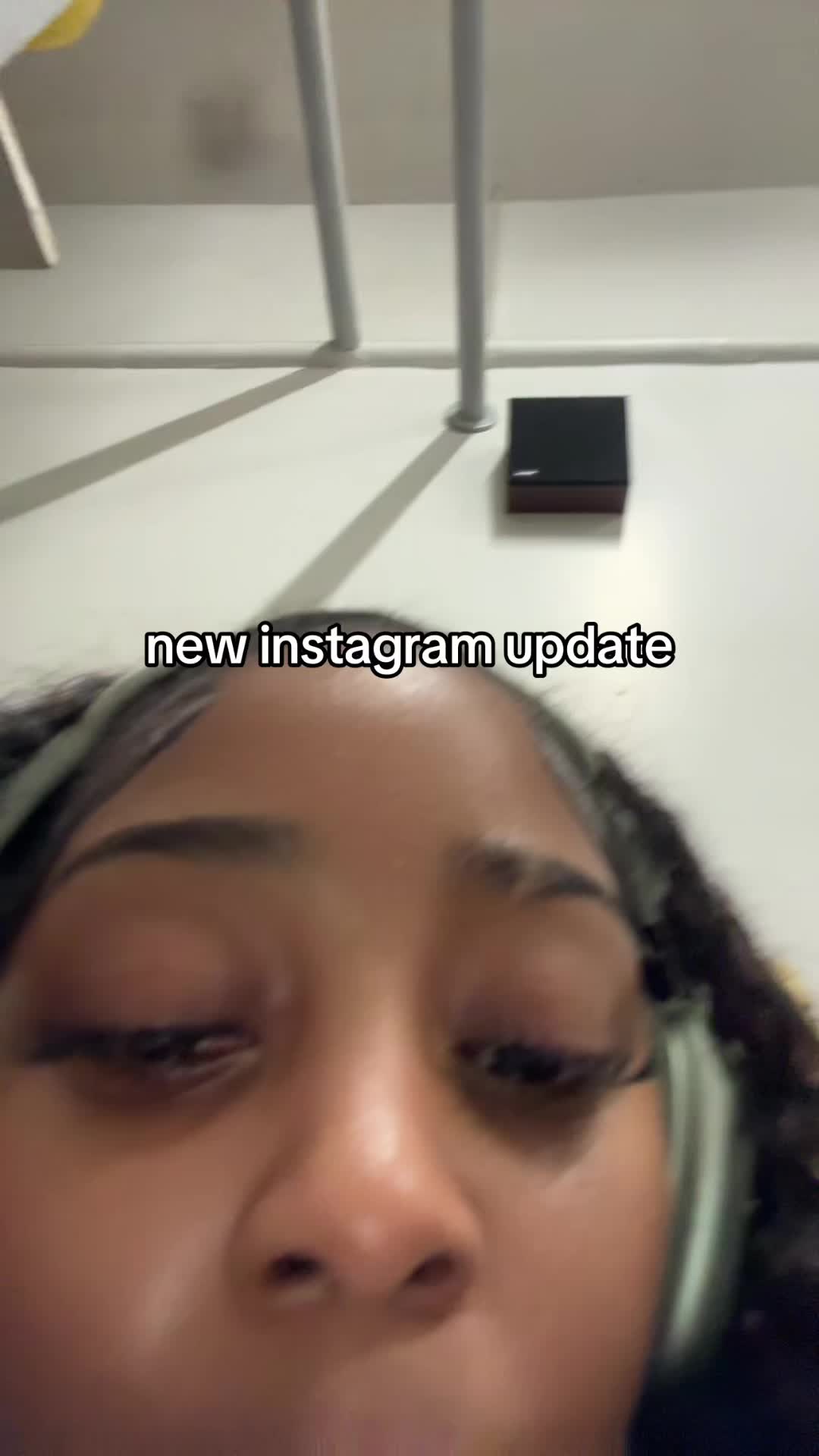@oneeyebrow