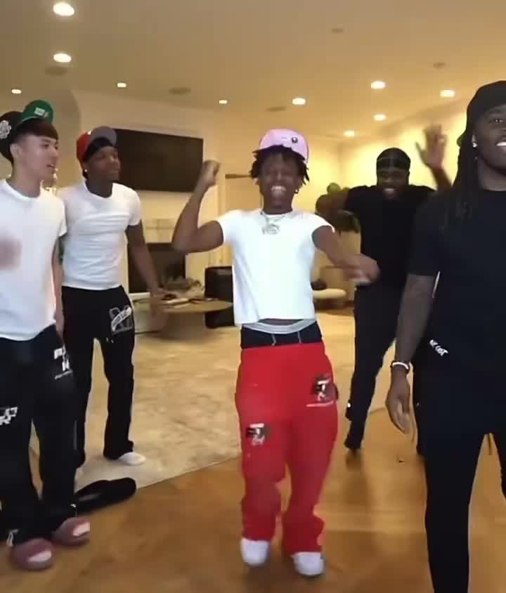 @SparkSquadd