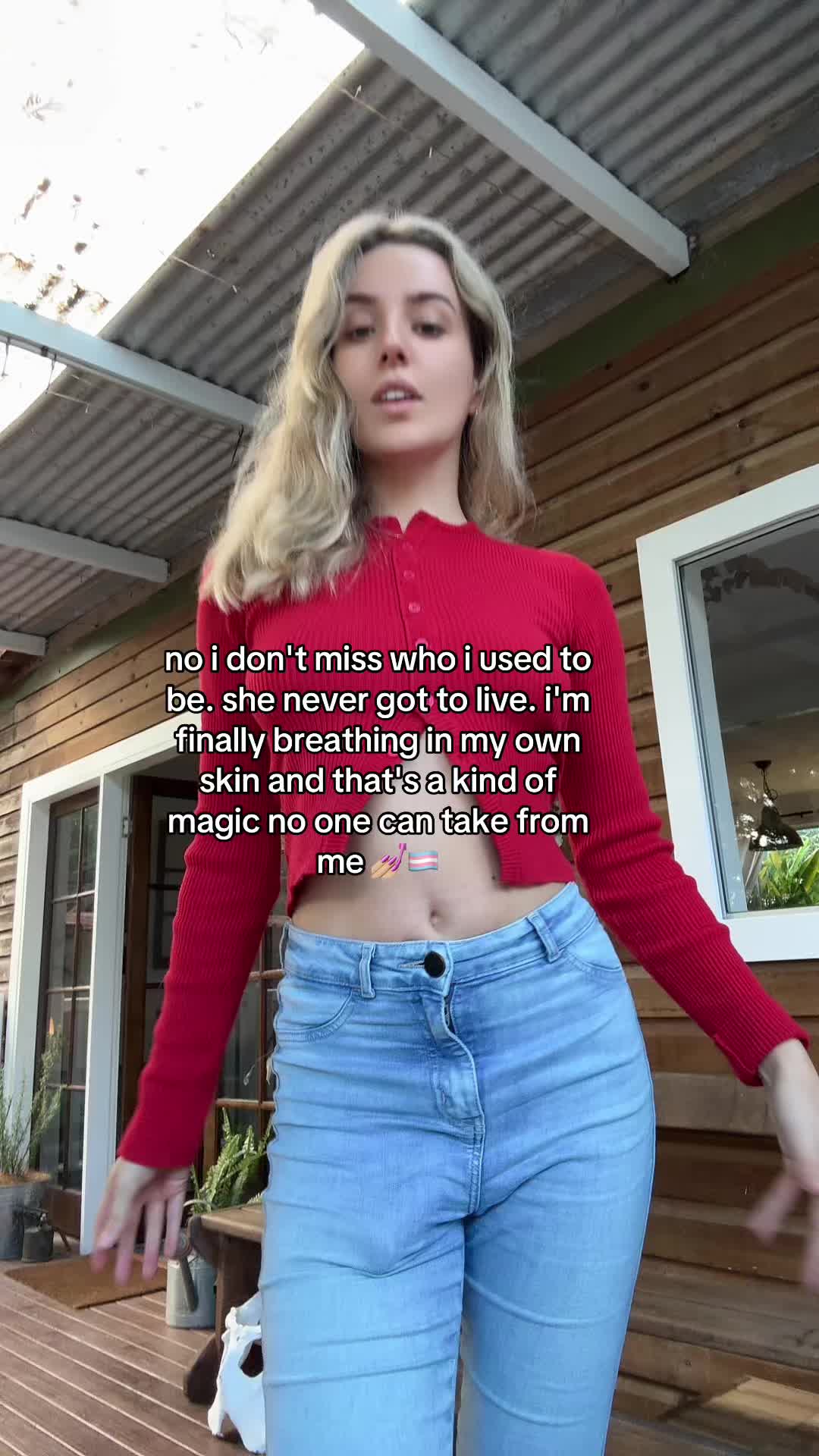 lilytsxo (@lilytsxo) - Urlebird