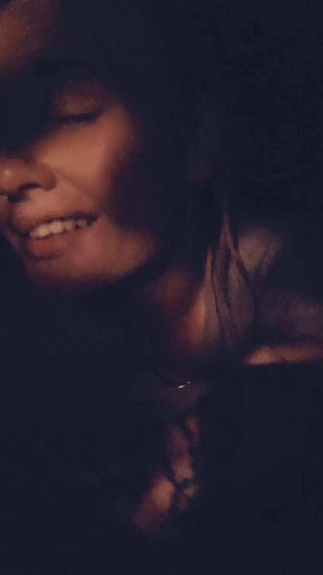 @De La Luna