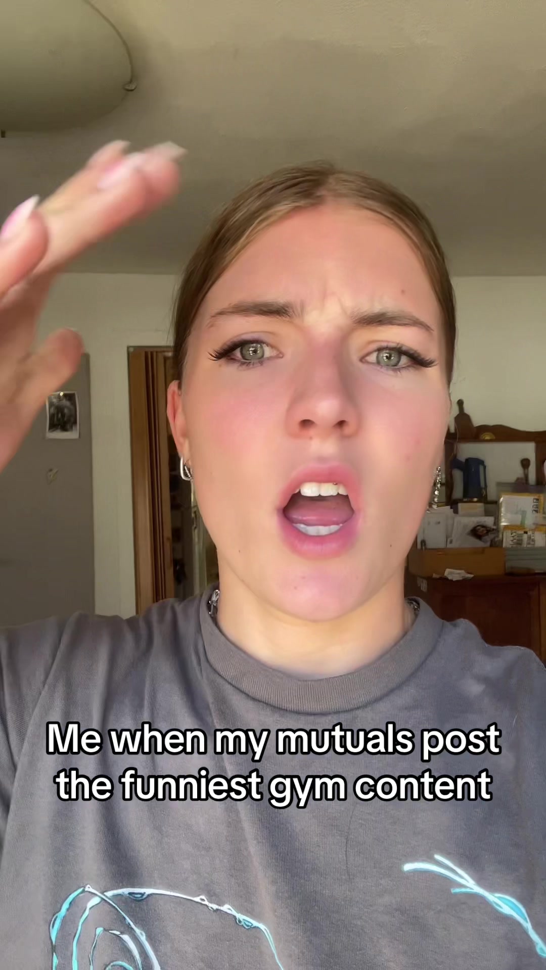 @annathehotdogga