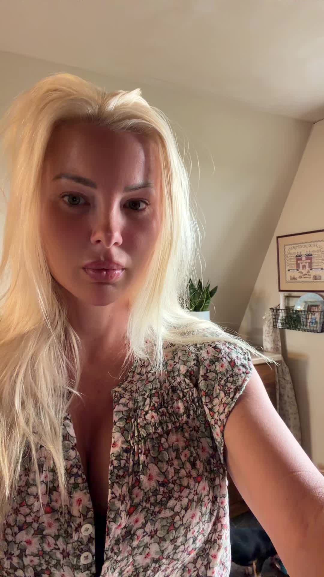 @Jessicakes33
