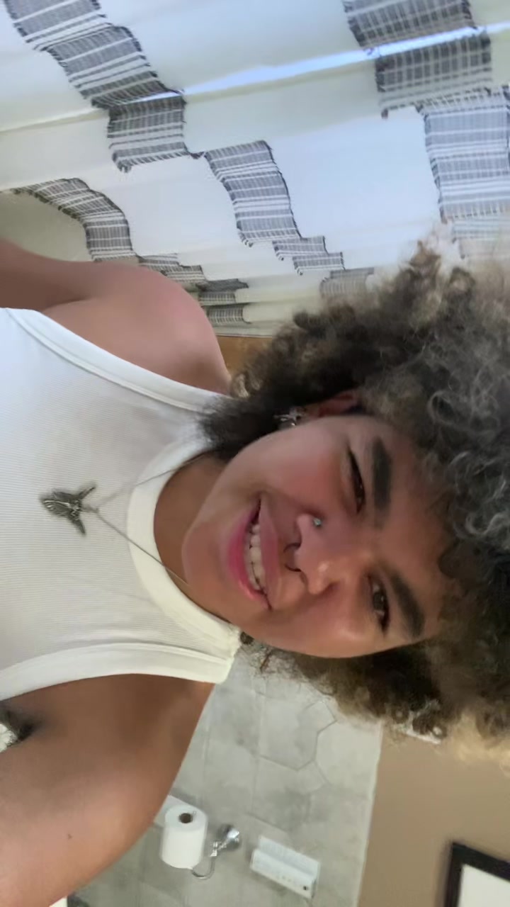 @iluvvmytwink