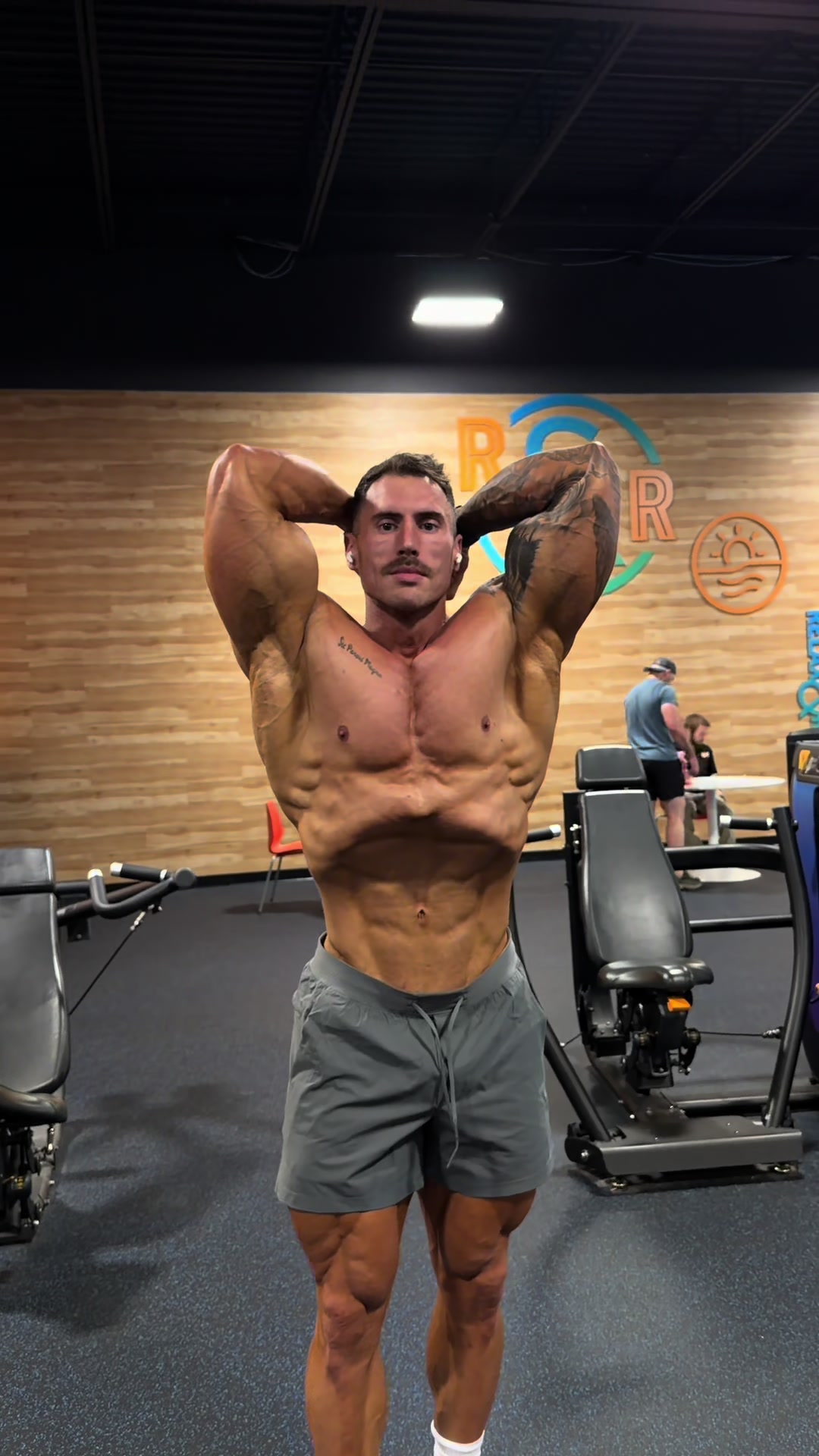 @Brady Barnes | IFBB PRO