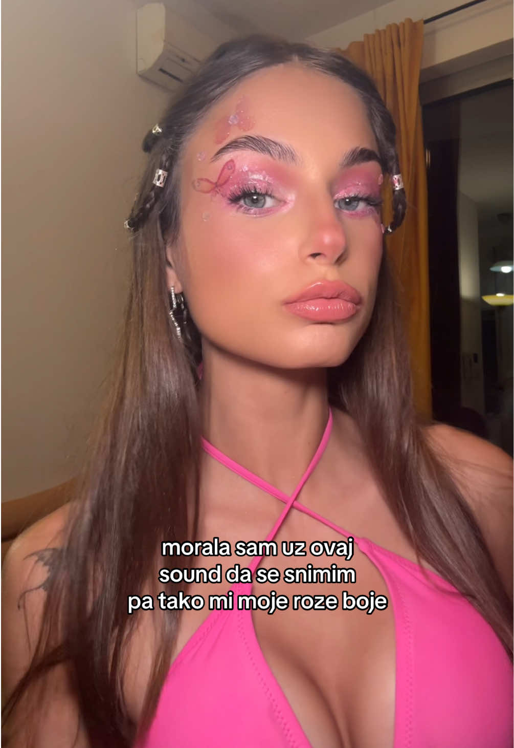 @Mia💄