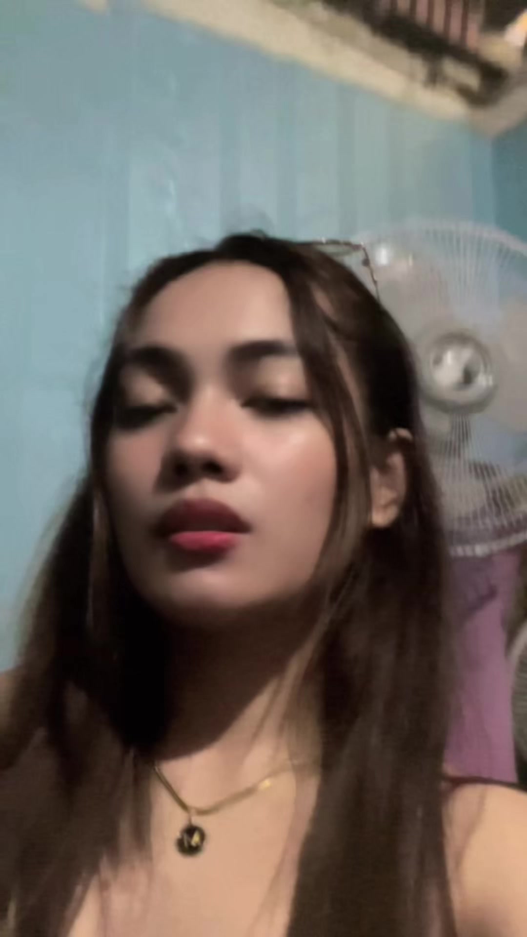 @M Y LE NE