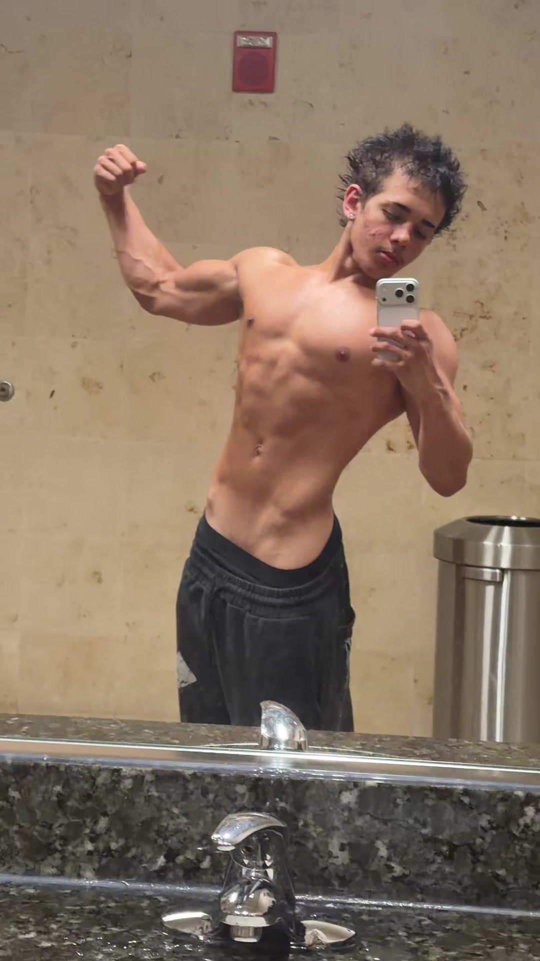 @Dizzzy