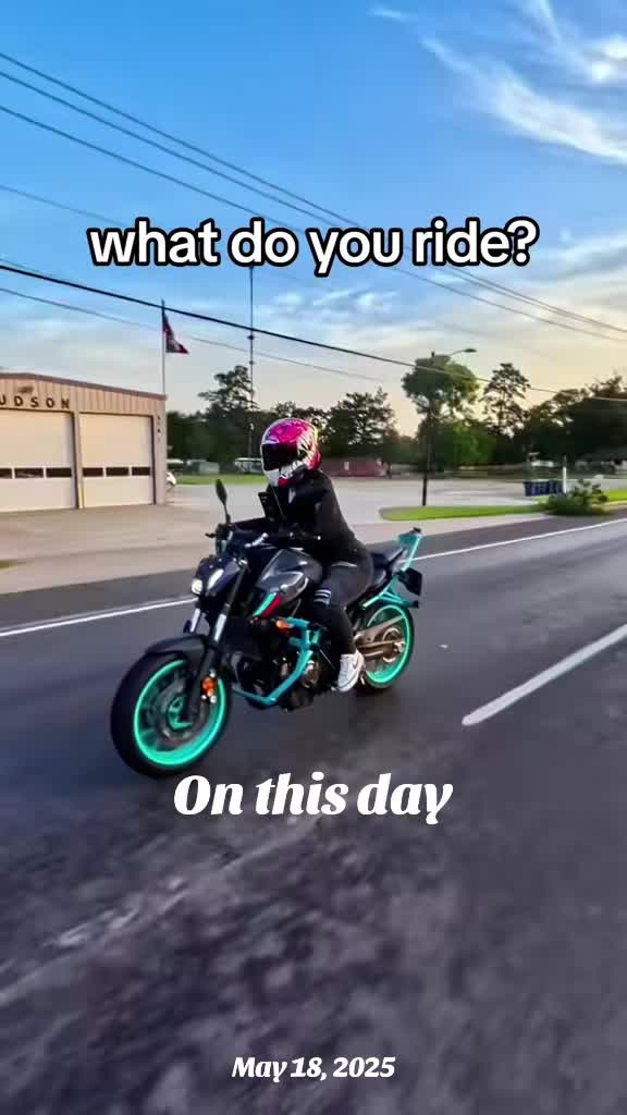 @YourVirtualSnuggles