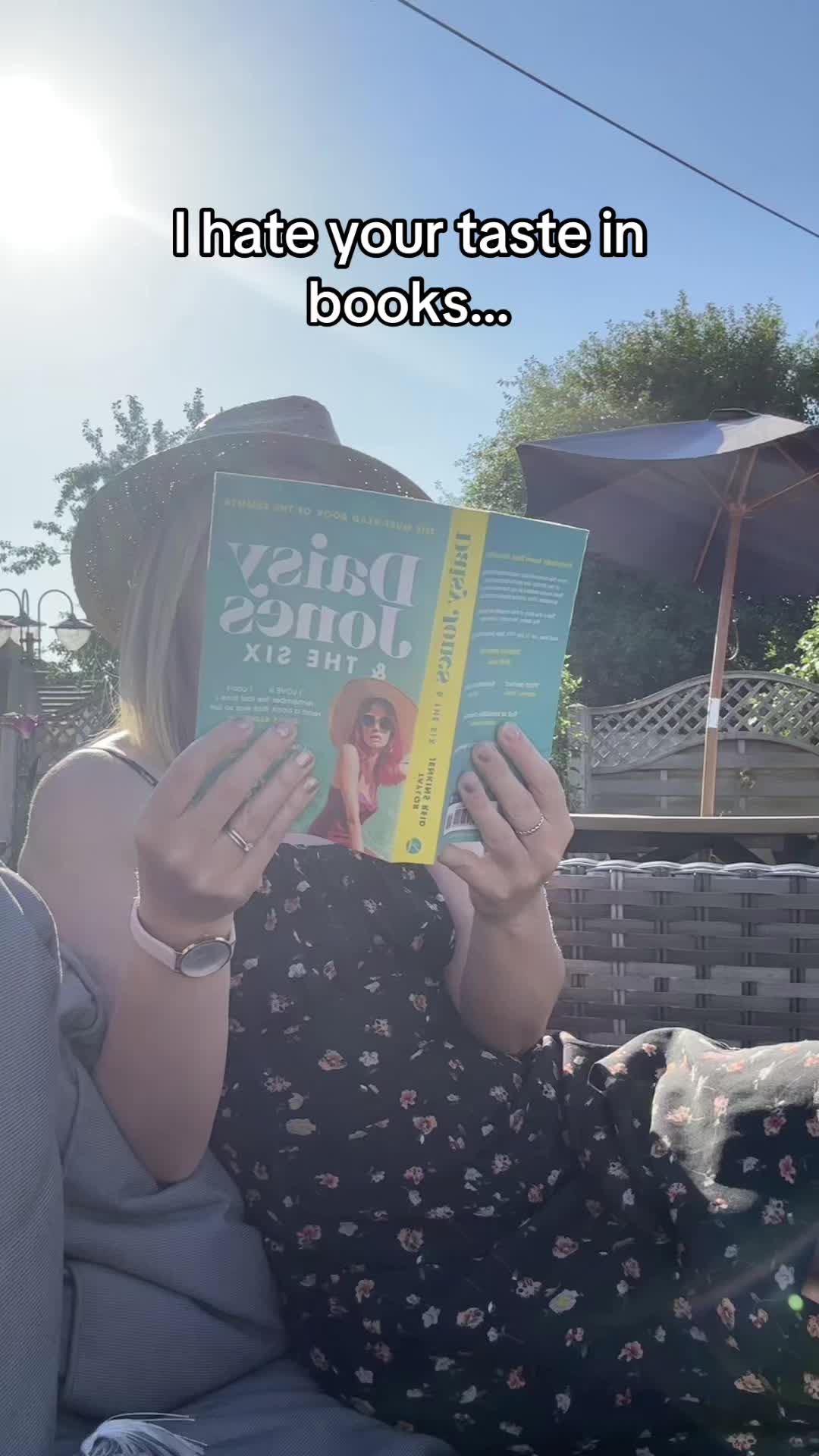 @Hel’s Booktok ๐๐๐ฅฐ