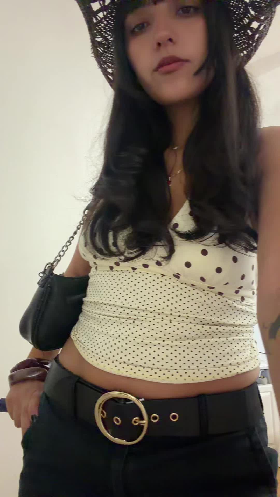 @valeria violeta
