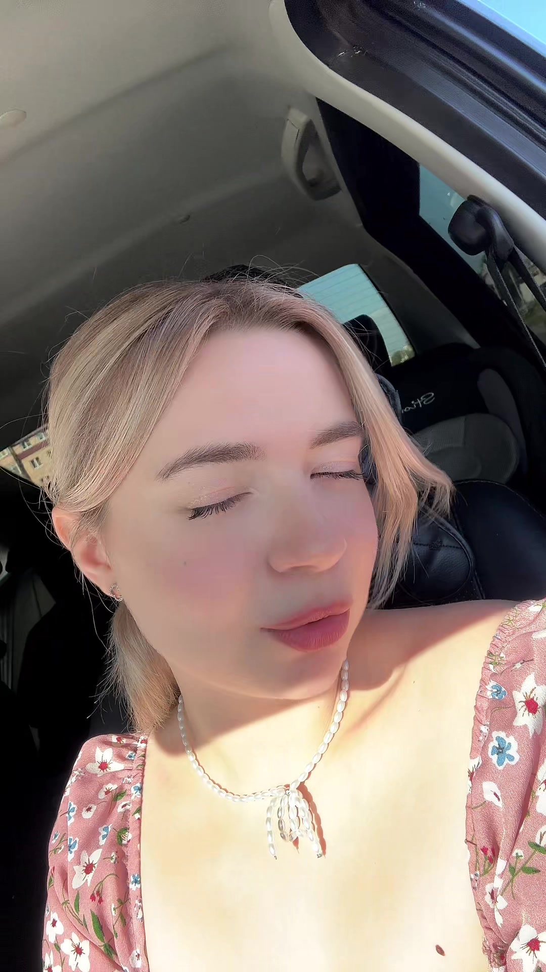 @Виктория🦋