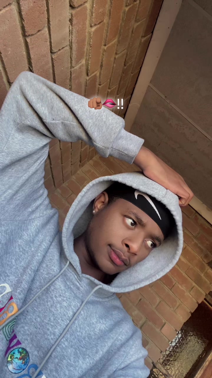 @Kamogelo_