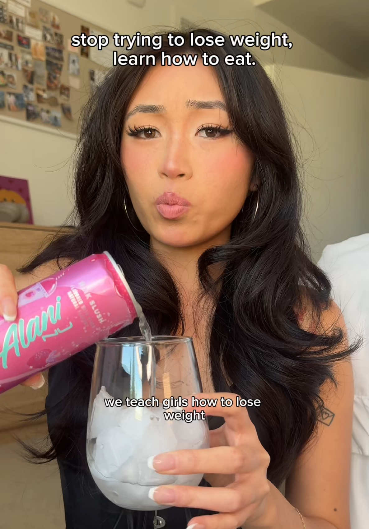 @charlizeechiu