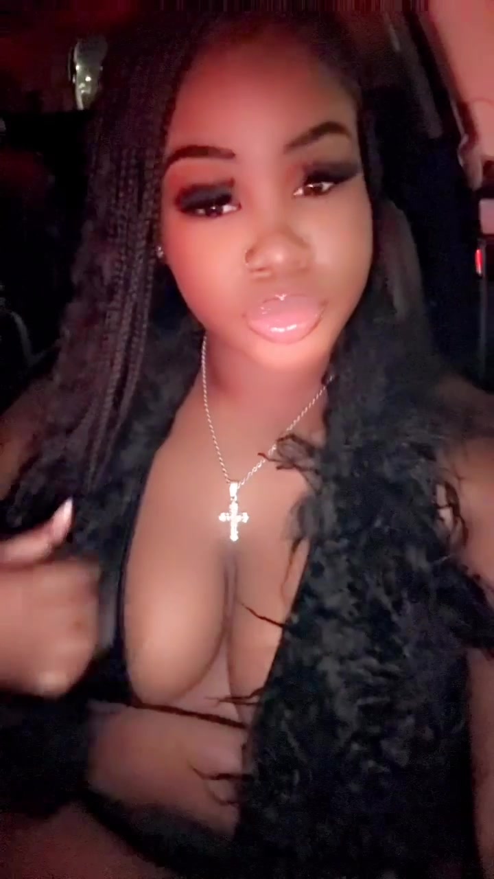 @tharealniaa