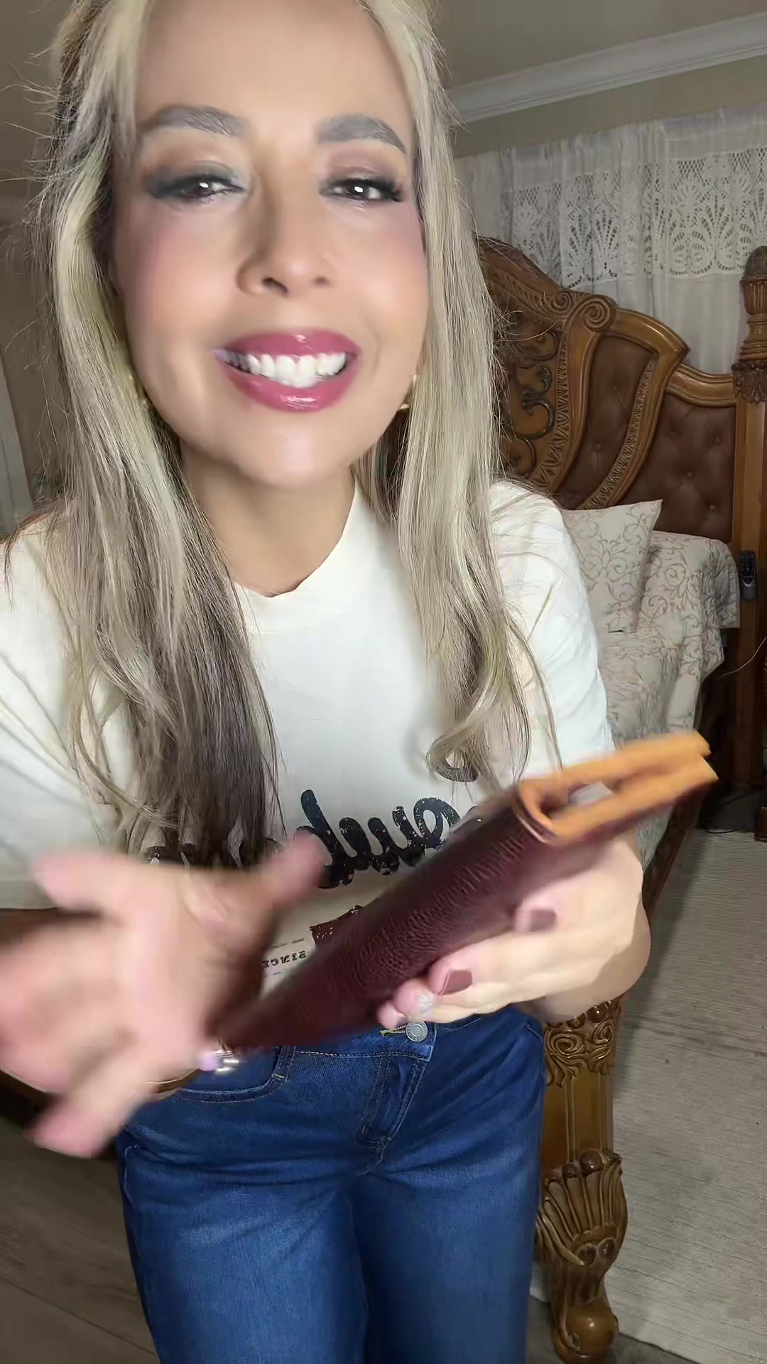 @Viv&iacute;