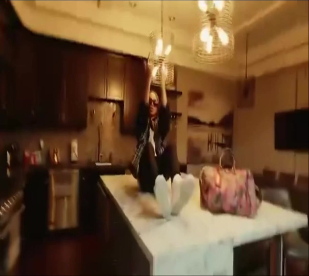 @reklusivve