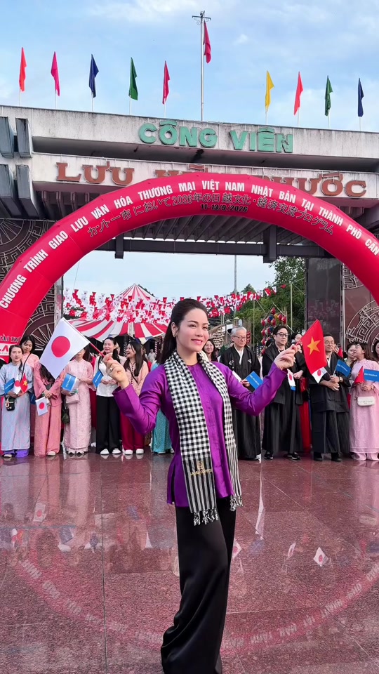 @Nhật Kim Anh