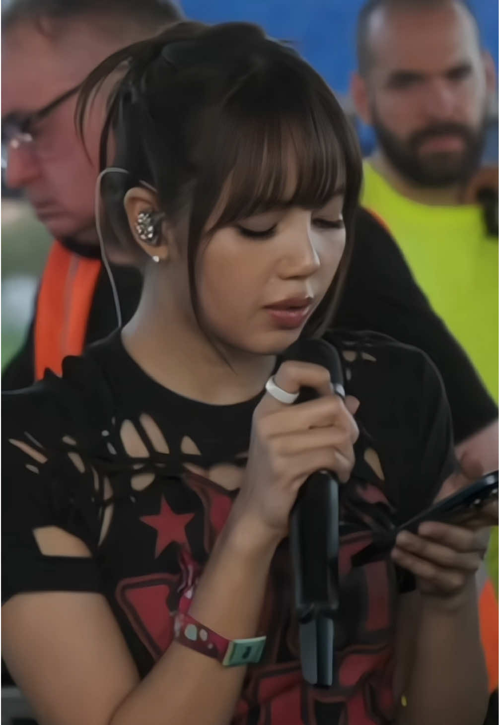 @𝚅𝚒𝚡𝚒