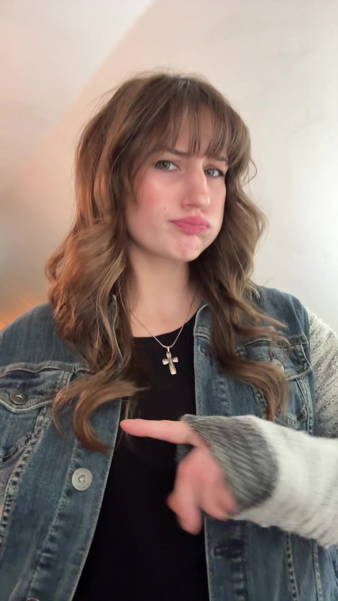 @Livvyシ