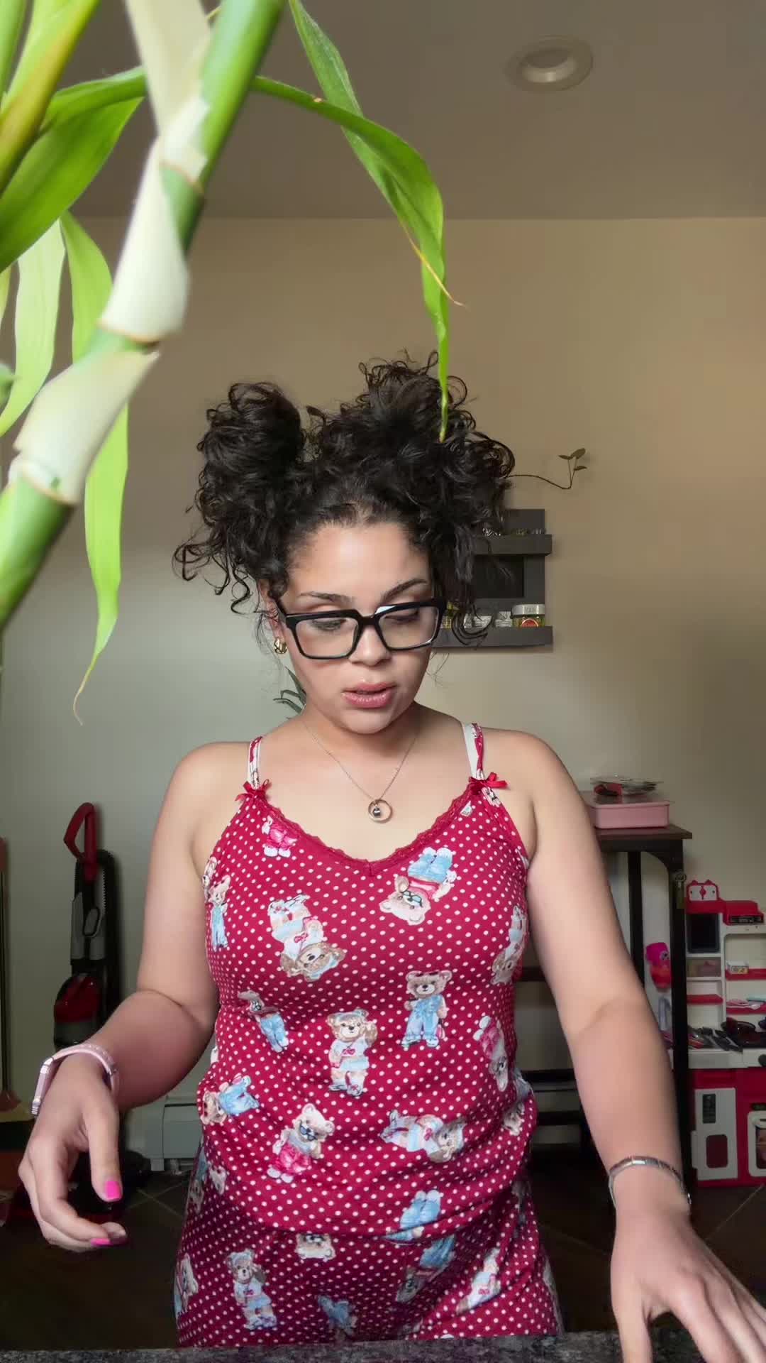 @ChillenWithLadyJ.
