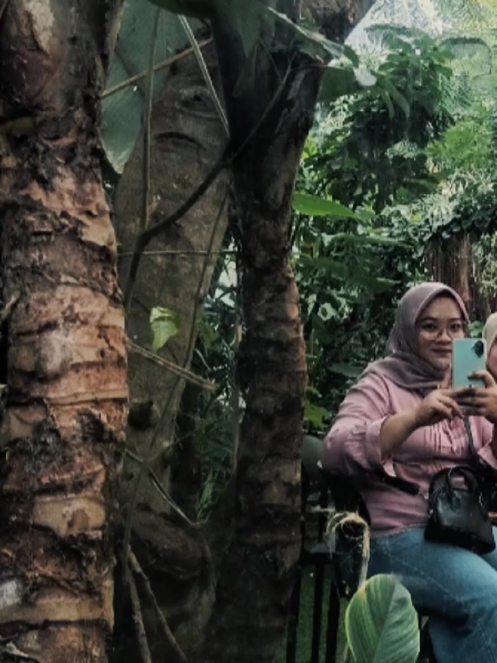 @Queen Of Sumala 🧟