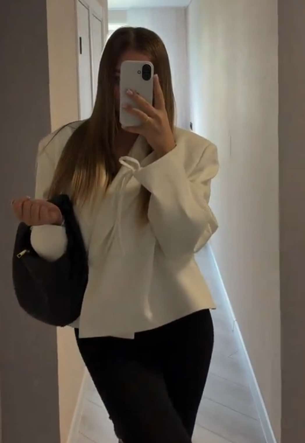 @gelllyyaaa