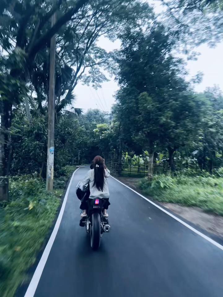 @লাম'🦢