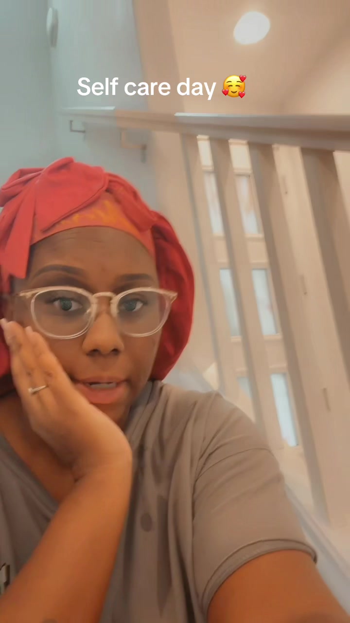 @RedBonnetchroniclesUncut