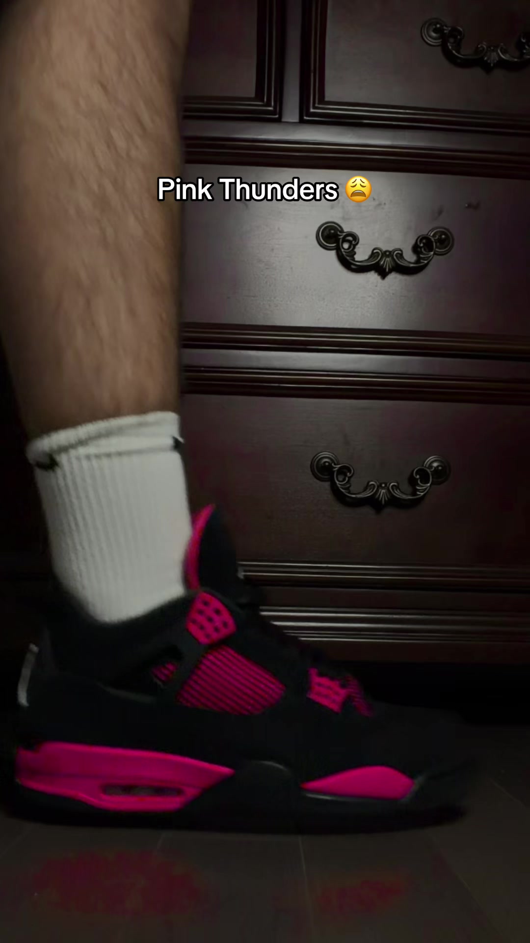 @SneakerFever