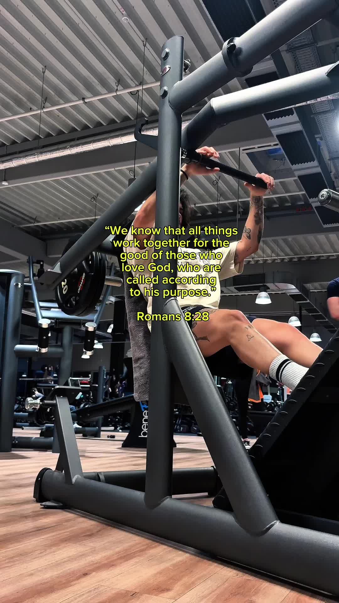@CHONISthenics