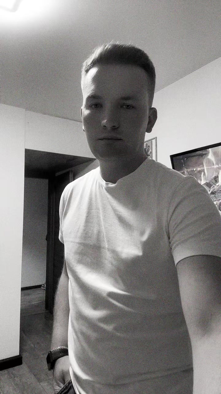 @Рома