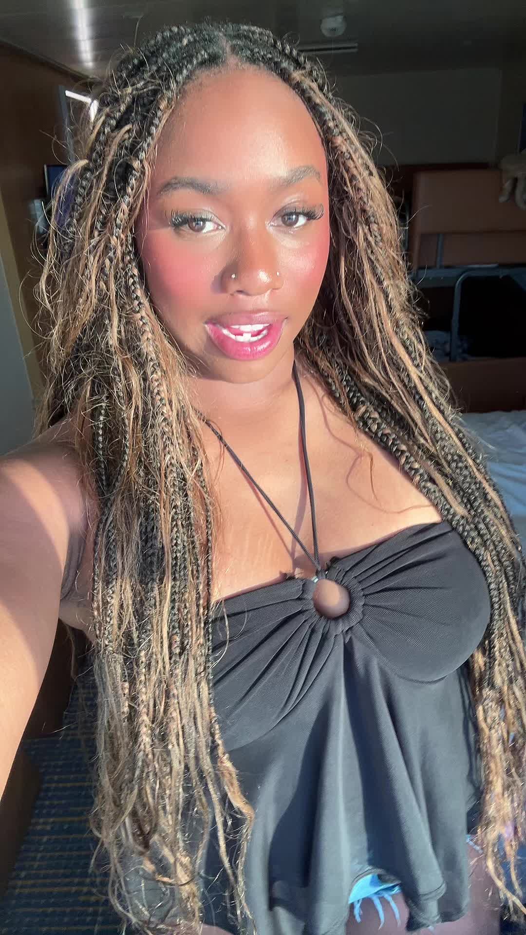 @emmarhodessss
