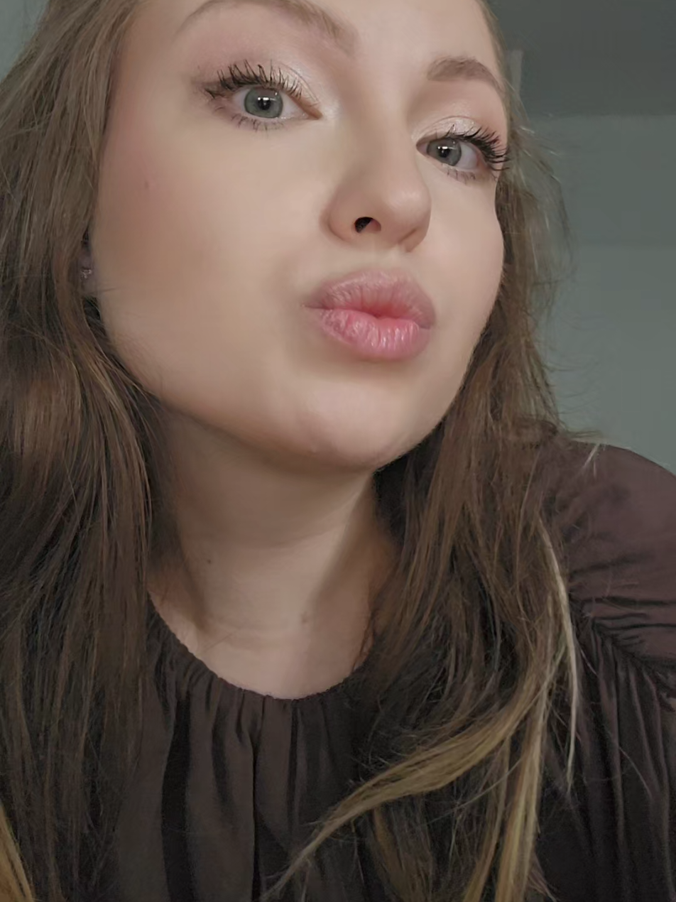 @Monika Mikoo💋