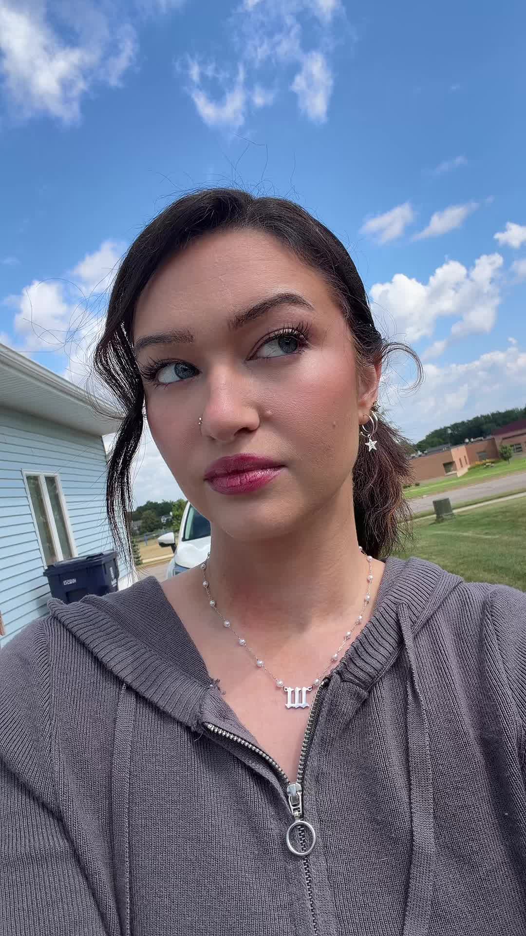 @Delaney 🌸🖤