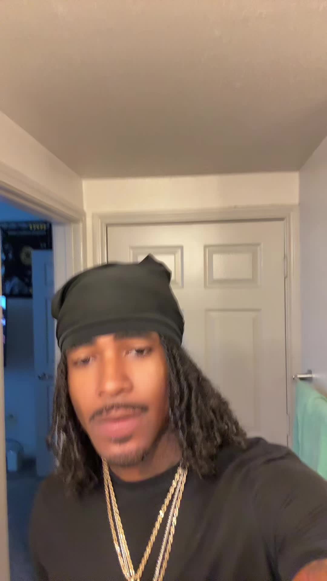 @FamousDebo💔