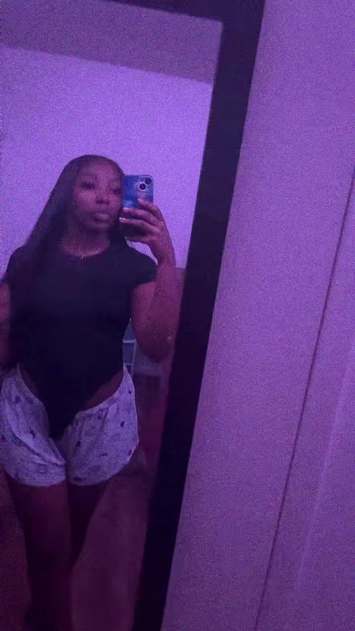 @yahnaabaeee