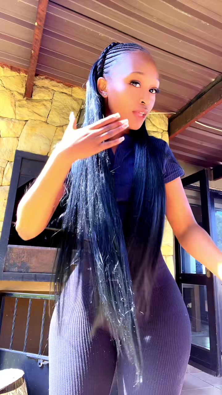@ThatoSeku🇿🇦