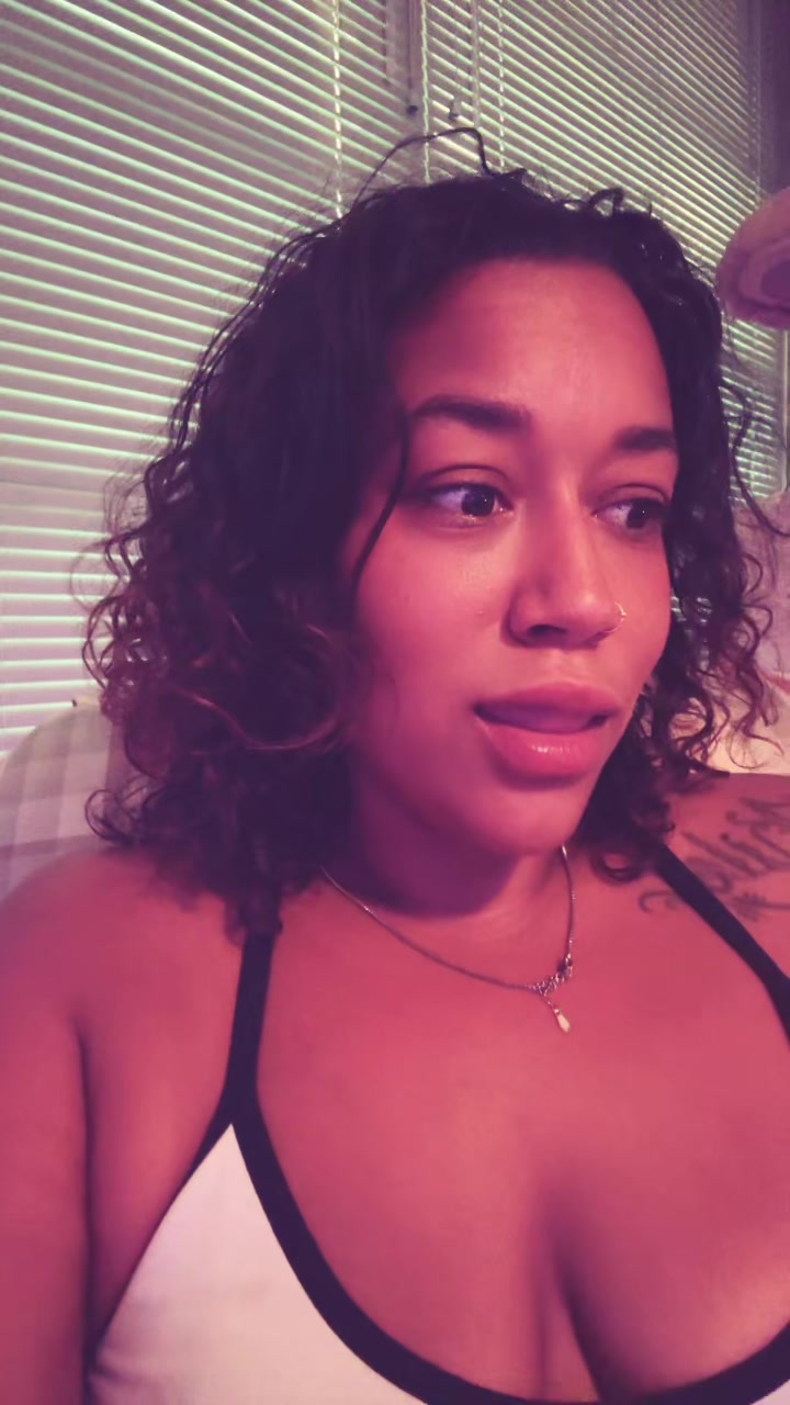 @itsgivinglexi