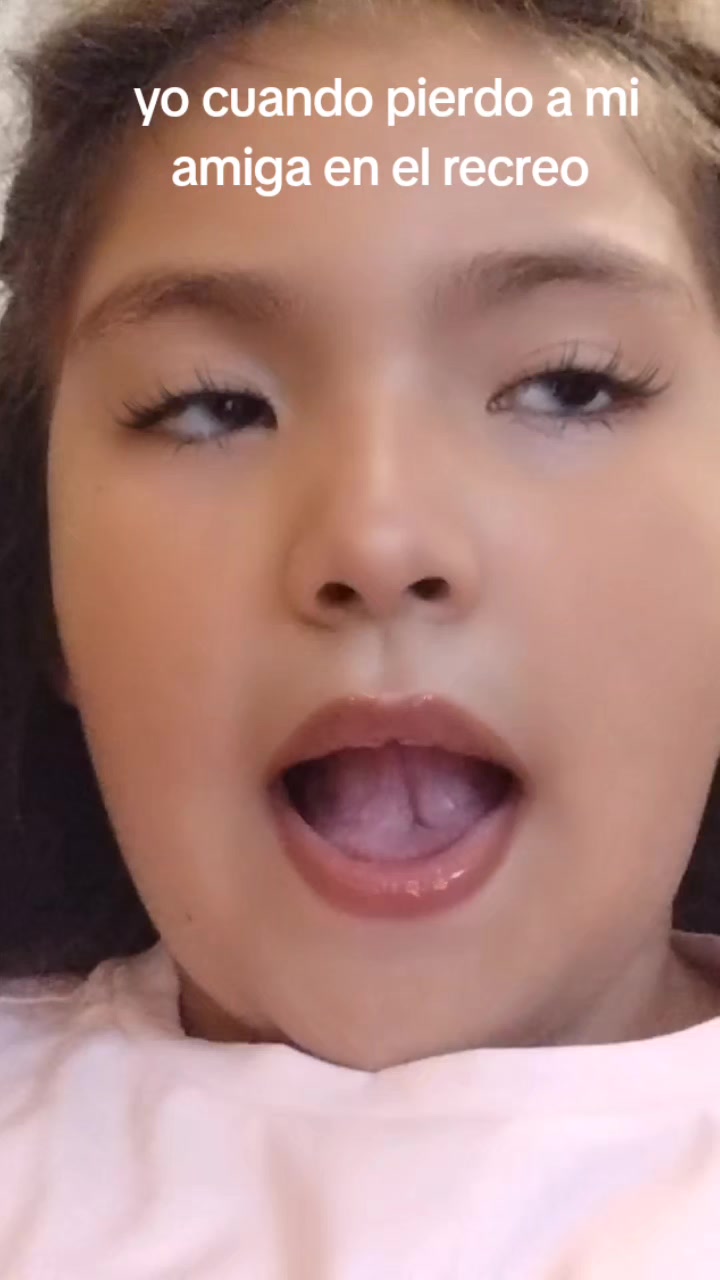 @luna Arianna 🍓(fan de todo)