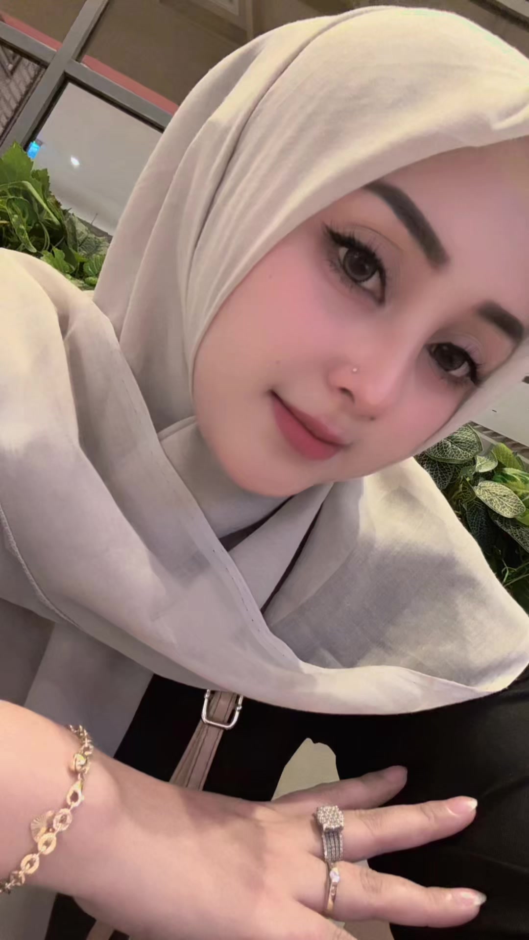 @Ipah_Angel_Dhikandani