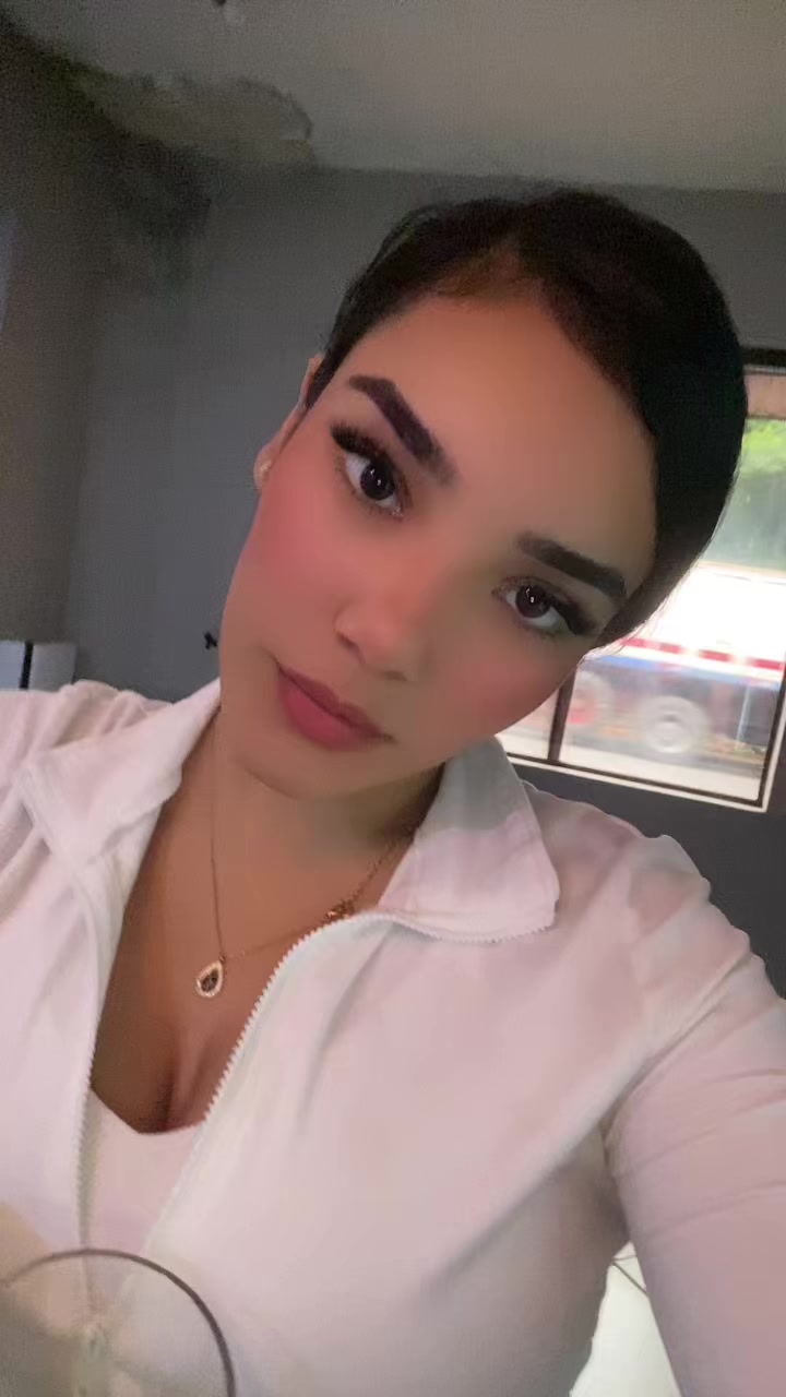 @Malu Flores