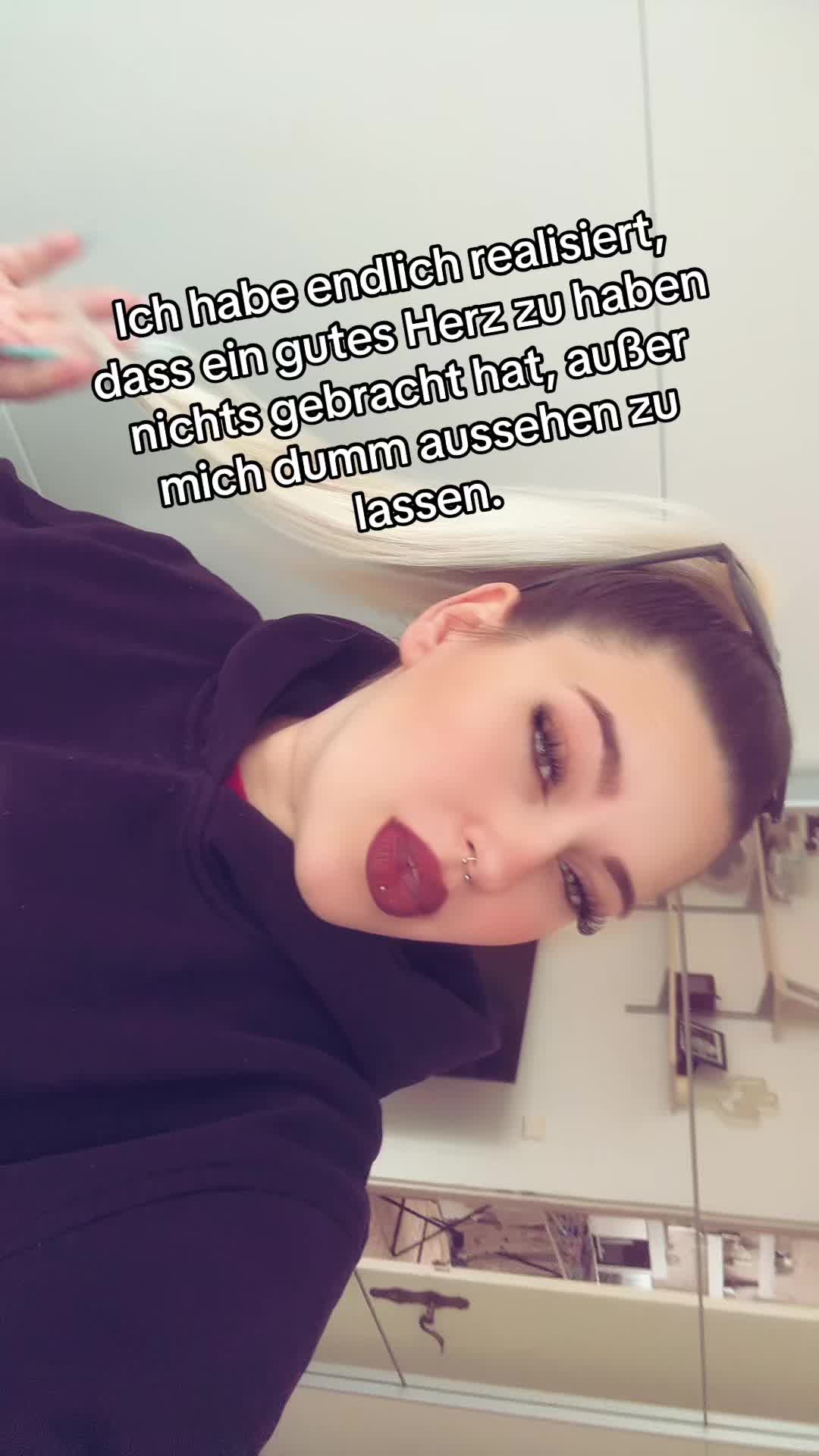 @chaos_queen_1201