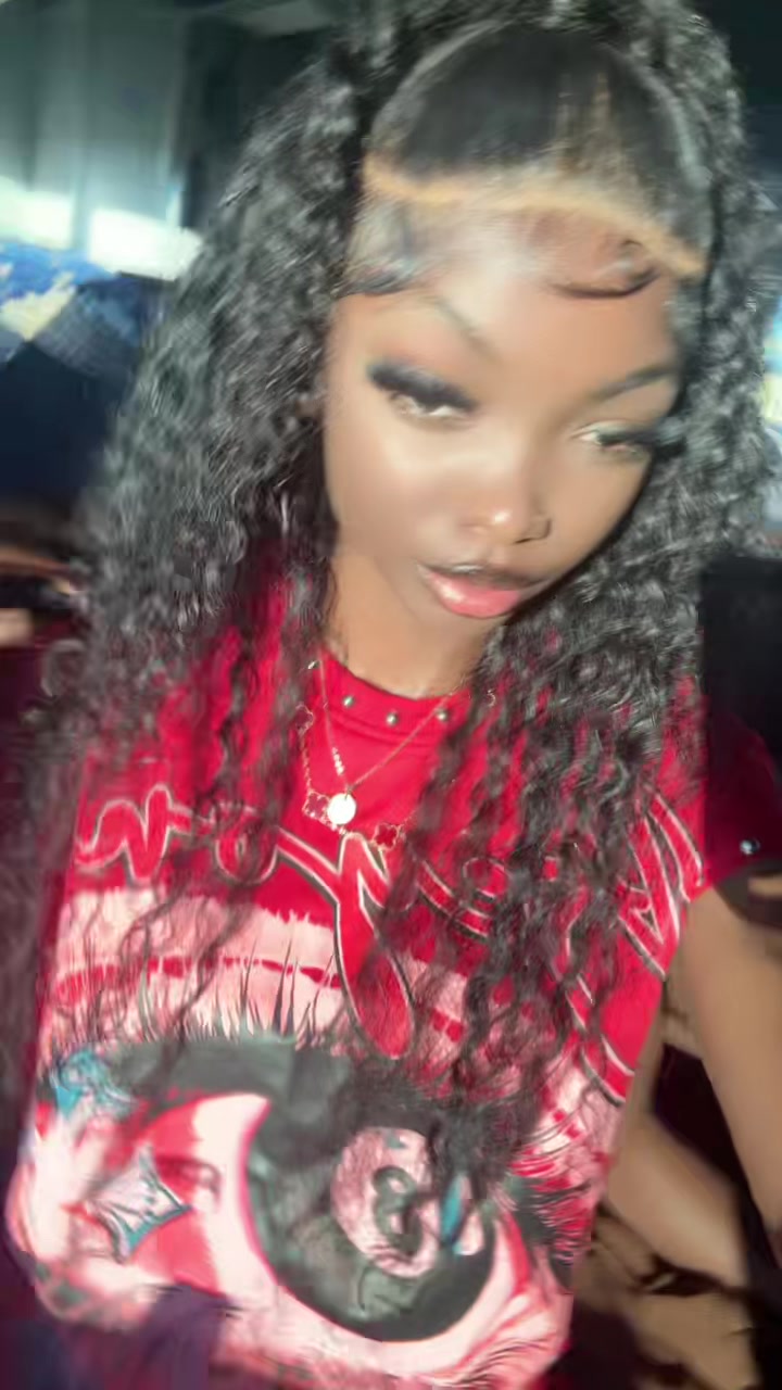 @December_Charissa