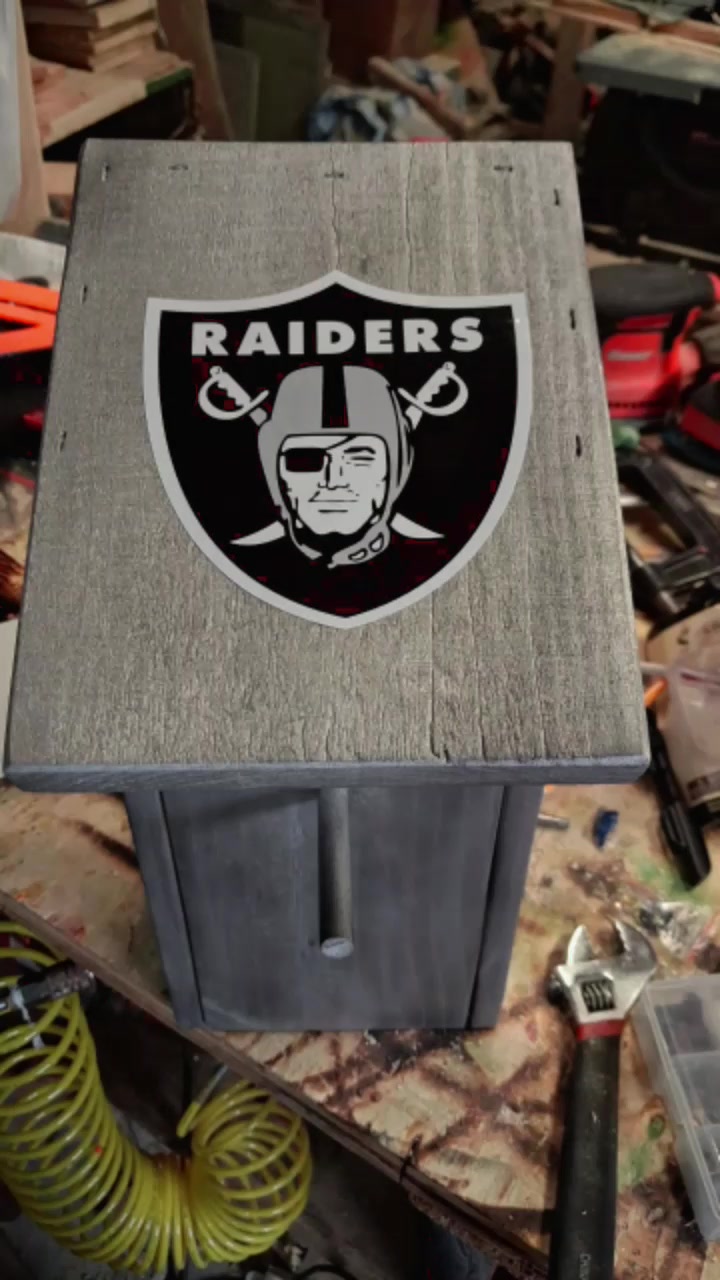 @Jason Woodworker/Artist